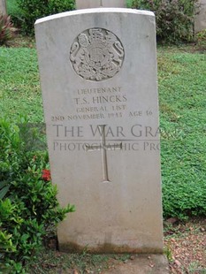 TRINCOMALEE WAR CEMETERY - HINCKS, THOMAS STEWART